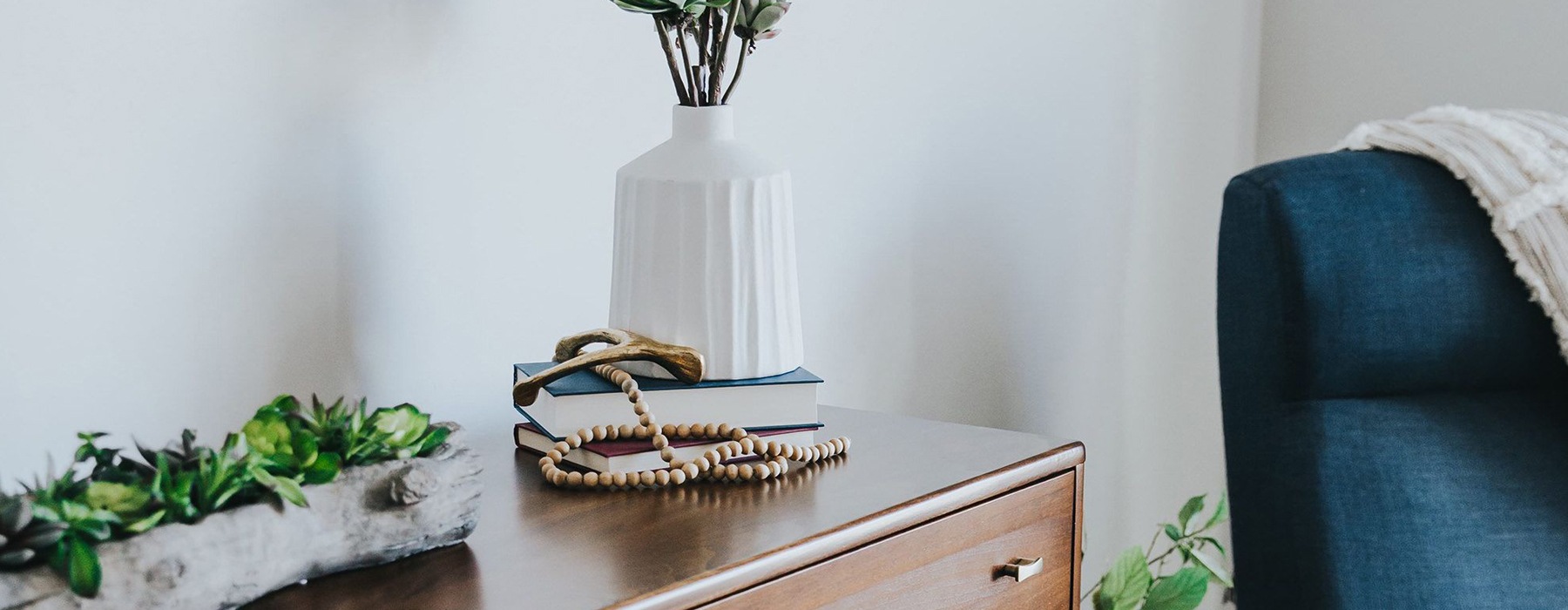 desk with a blue chair